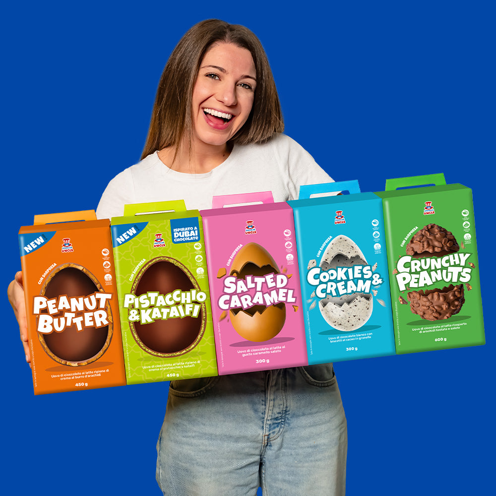 Martina con 5 uova di pasqua: cookies and cream, burro d'arachidi, pistacchio e kataifi, caramello salato e arachidi croccante