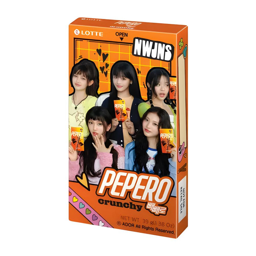 Lotte Pepero Crunchy, biscotti ricoperti di cioccolato croccante da 39g.