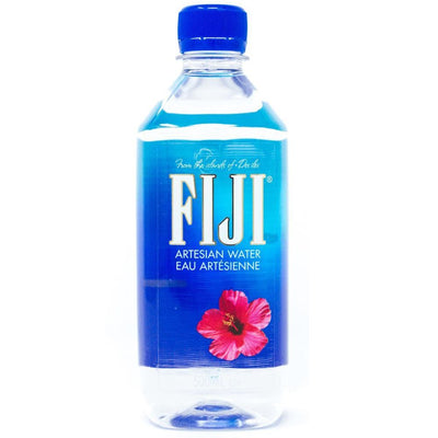 Confezione da 500ml di acqua Fiji