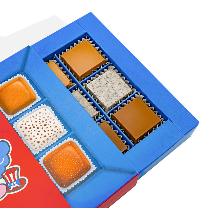 Choco Love Box, scatola da 12 cioccolatini misti ripieni di burro di arachidi, toffee e cookies & cream da 130g